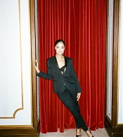 001.jpg